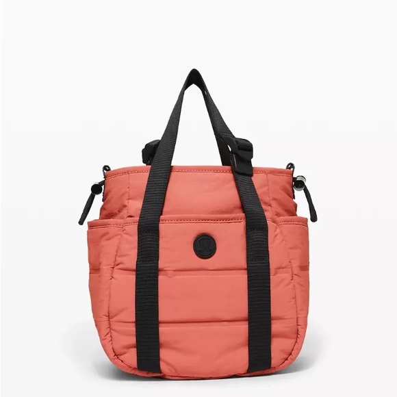 lululemon athletica Handbags - Lululemon• Dash All Day Bucket Bag purse
